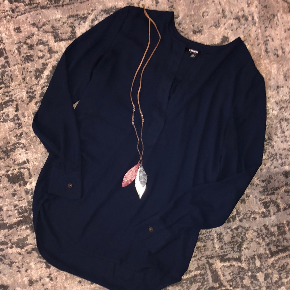 Blouse and Necklace bundle